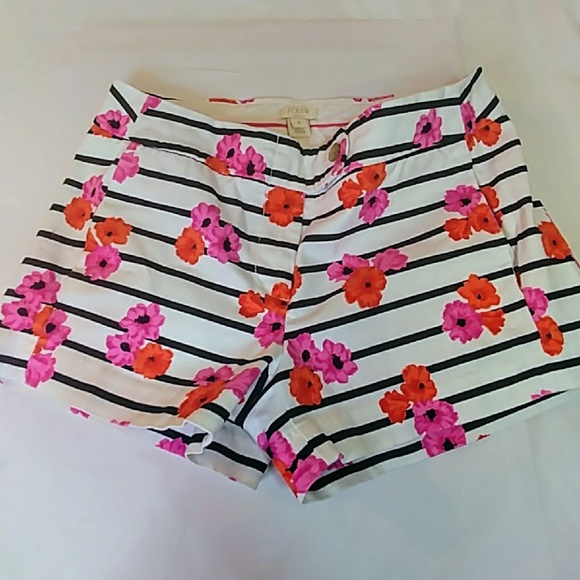 J. Crew Pants - J. Crew stretch floral chino shorts